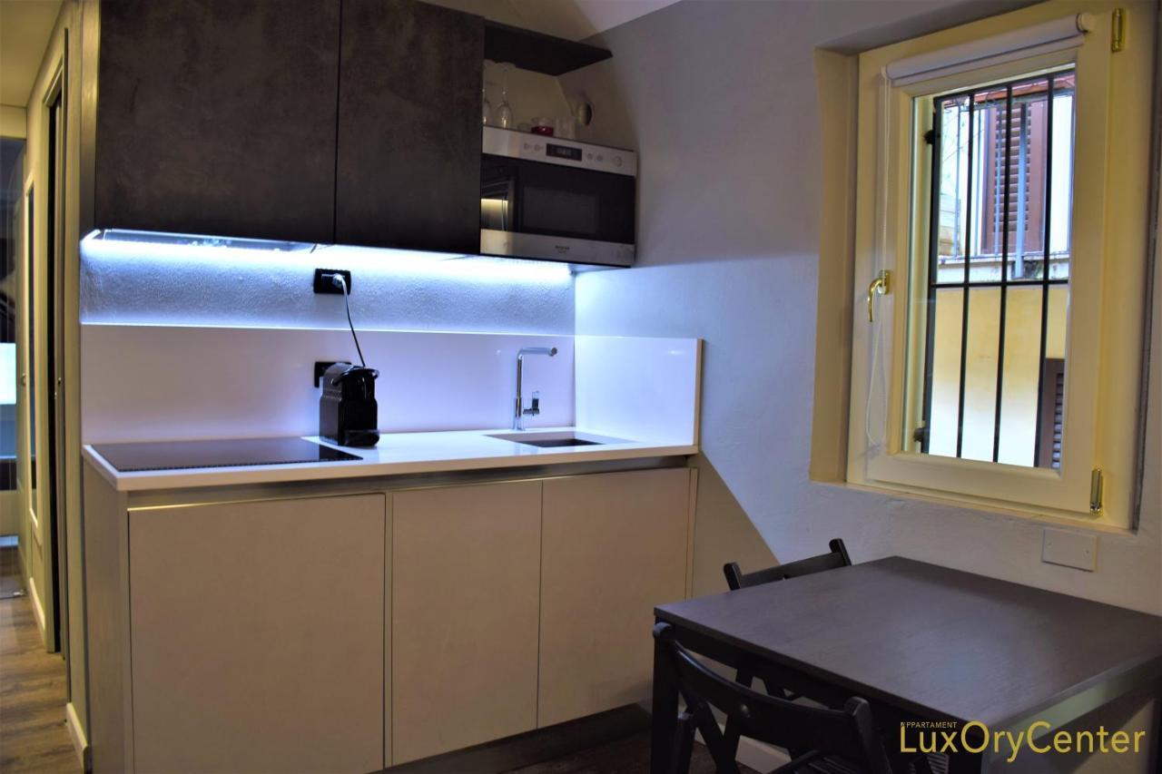 ברשה Luxory Center - Bilocale In Centro Storico In Palazzo D'Epoca In Zona Pedonale Vicino Alla Metro Vittoria מראה חיצוני תמונה